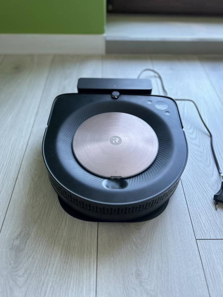 ox_irobot-roomba-s9-oraz-mopujacy-braava-jet-m6-black