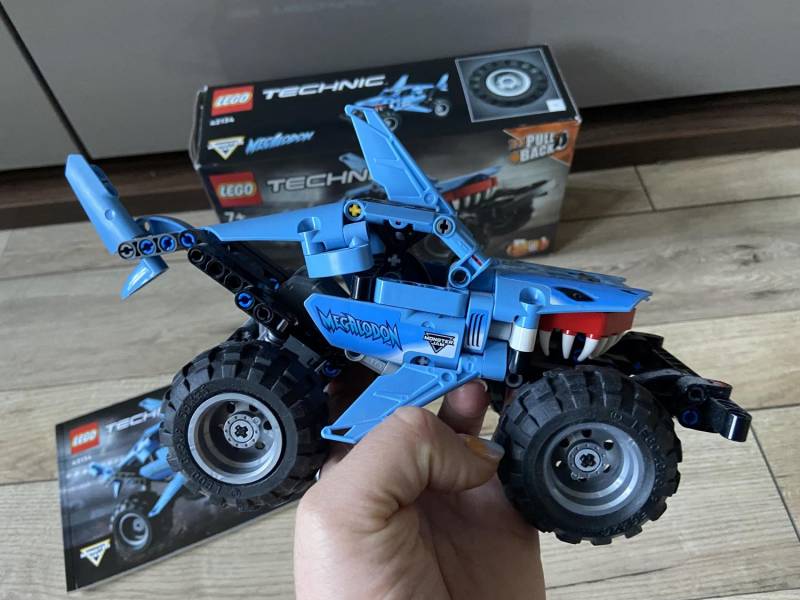 ox_klocki-lego-technic-monster-jam-42134