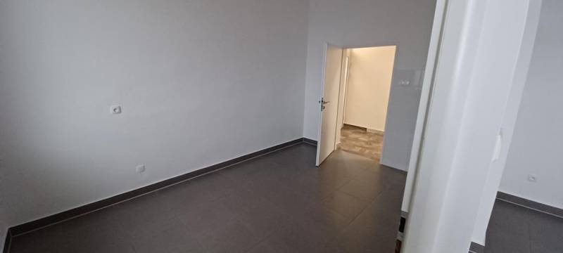 ox_lokalu-uzytkowy-w-centrum-debowca-najem