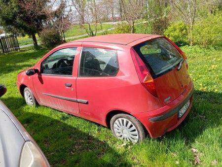 ox_fiat-punto-12-44kw-2003-r