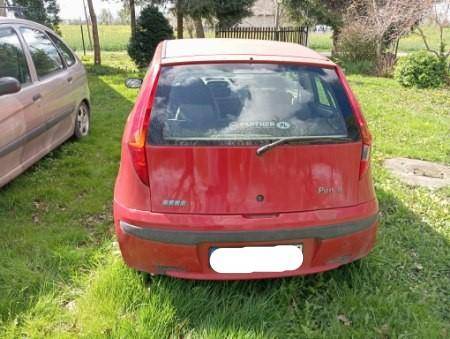 ox_fiat-punto-12-44kw-2003-r