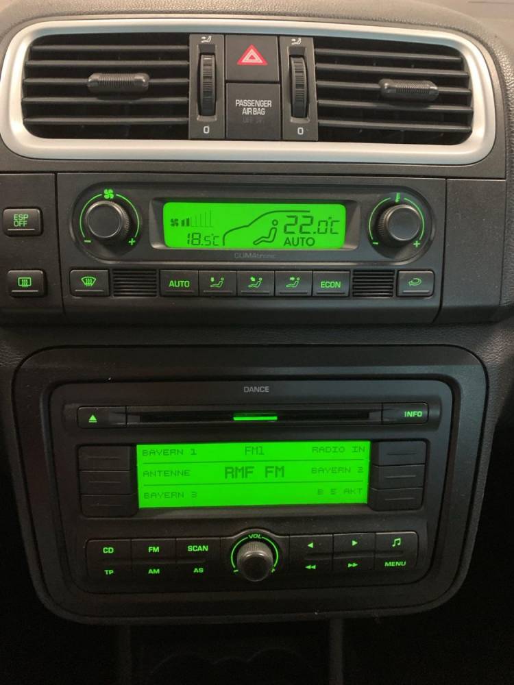 ox_skoda-roomster-14-benzyna-klimatyzacja-178tys-km-przebieg