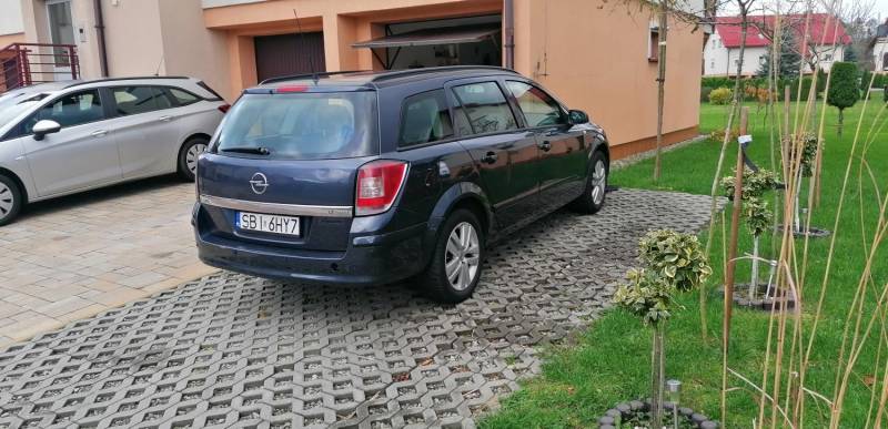 ox_sprzedam-opel-astra-2007r-17-diesel-kombi