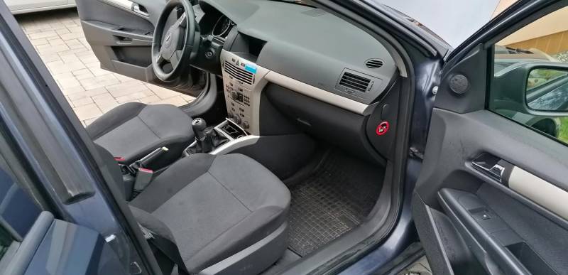 ox_sprzedam-opel-astra-2007r-17-diesel-kombi