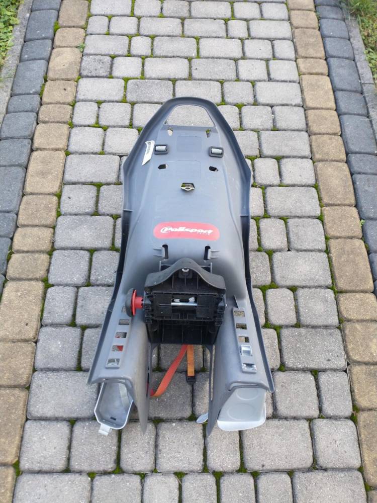 ox_fotelik-rowerowy-dla-dziecka-na-bagaznik-polisport-koolah