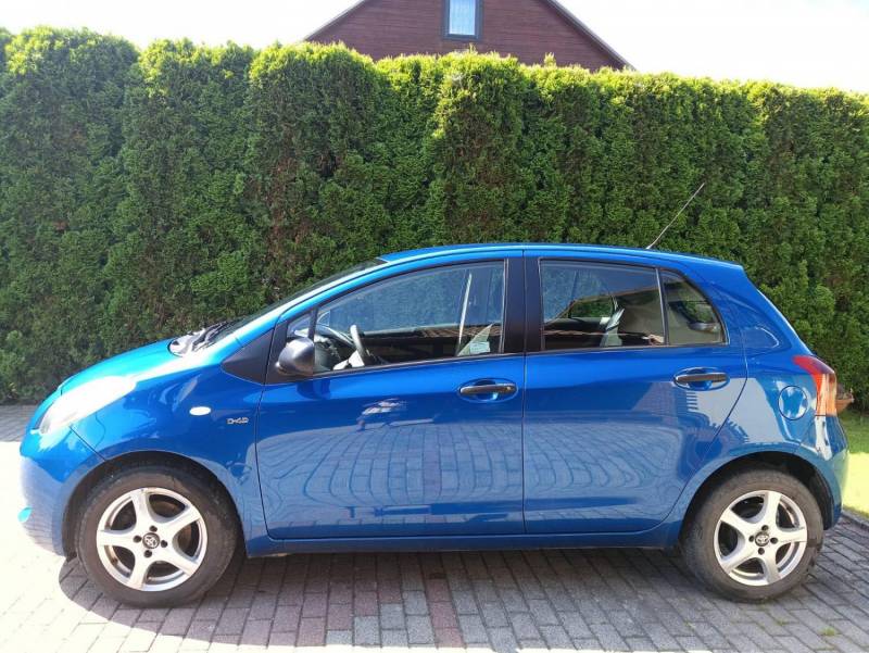 ox_toyota-yaris-14-d-4d-luna-2006-158-365-km-1-364-cm3-diesel-16