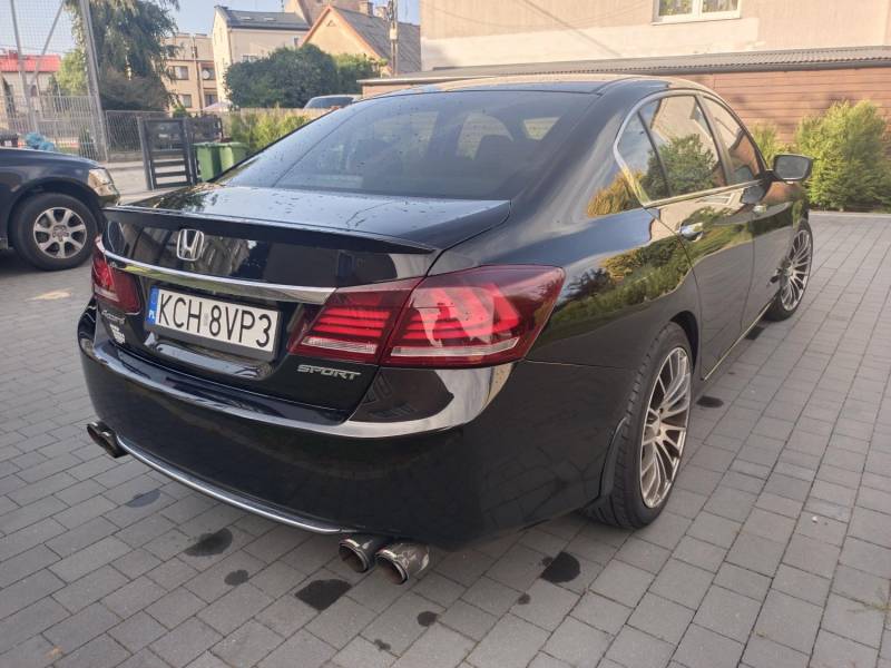 ox_honda-accord-ix-24-200km-klimatronic-alufelgi-19-kamera-led-2013r