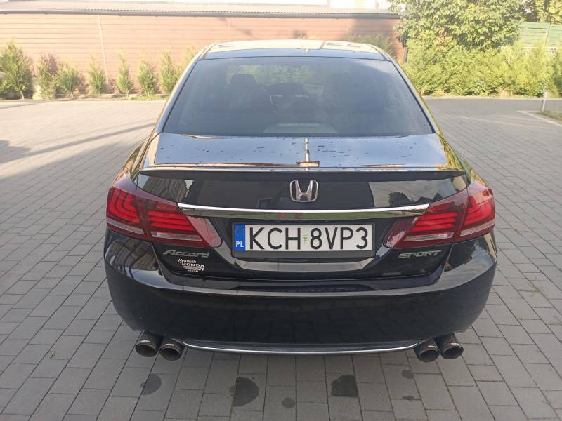 ox_honda-accord-ix-24-200km-klimatronic-alufelgi-19-kamera-led-2013r