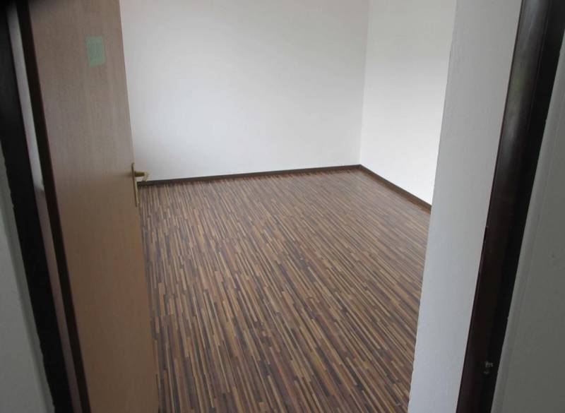 ox_lokal-handlowo-uslugowy-z-wlasnym-parkingiem-lub-magazyn