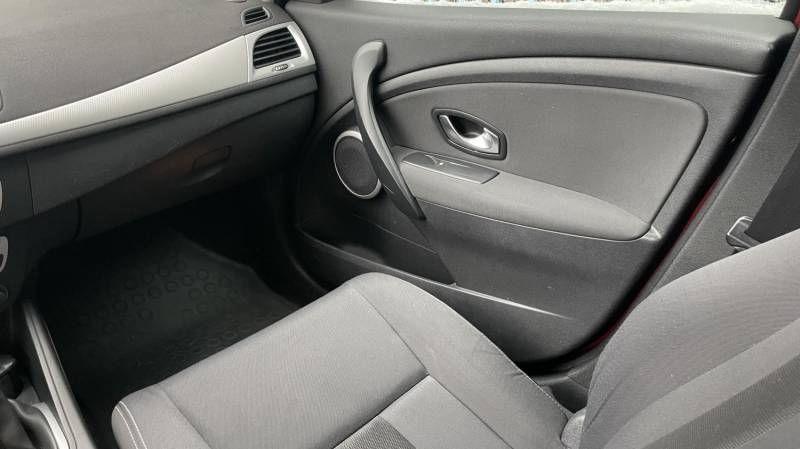 ox_renault-megane-19-dci-130km