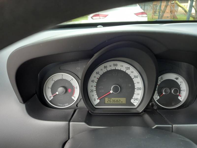 ox_kia-ceed-16-crdi-2007-i-rejestracja-2008