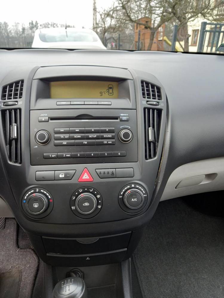 ox_kia-ceed-16-crdi-2007-i-rejestracja-2008