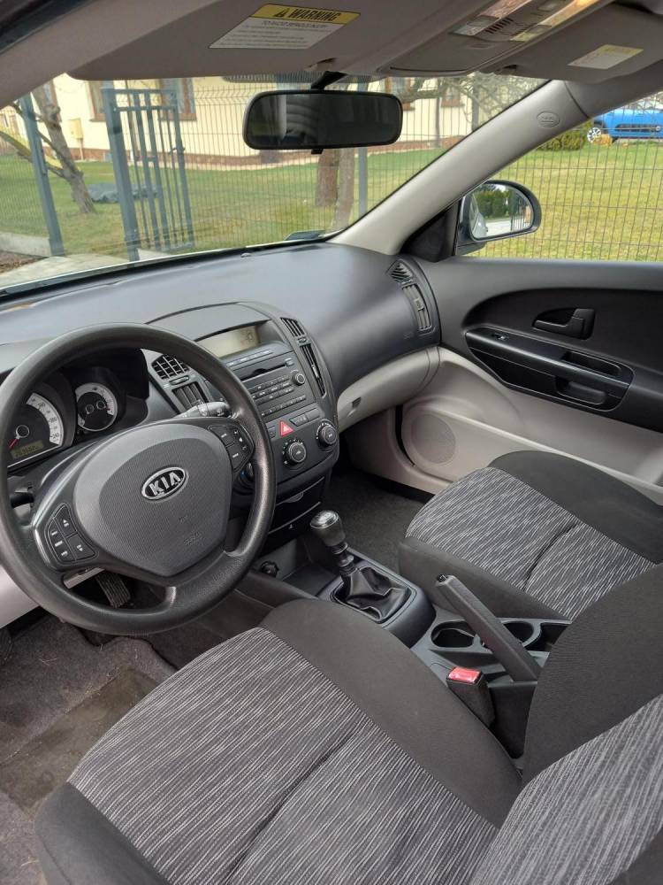 ox_kia-ceed-16-crdi-2007-i-rejestracja-2008