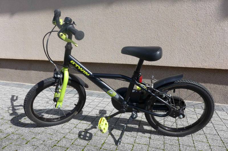 ox_rower-dzieciecy-btwin-500-dark-hero-16-cali