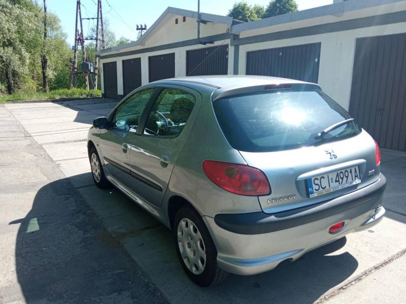 ox_peugeot-206-14-75-km