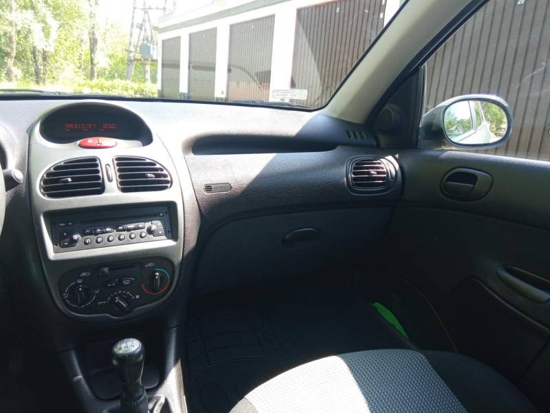ox_peugeot-206-14-75-km