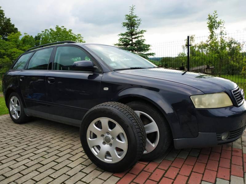 ox_sprzedam-audi-a4b6-19tdi-96kw-130km-2001