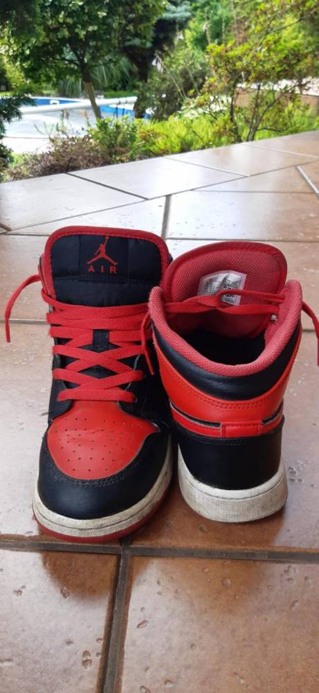 ox_buty-air-jordan-1mid-rozmiar-39