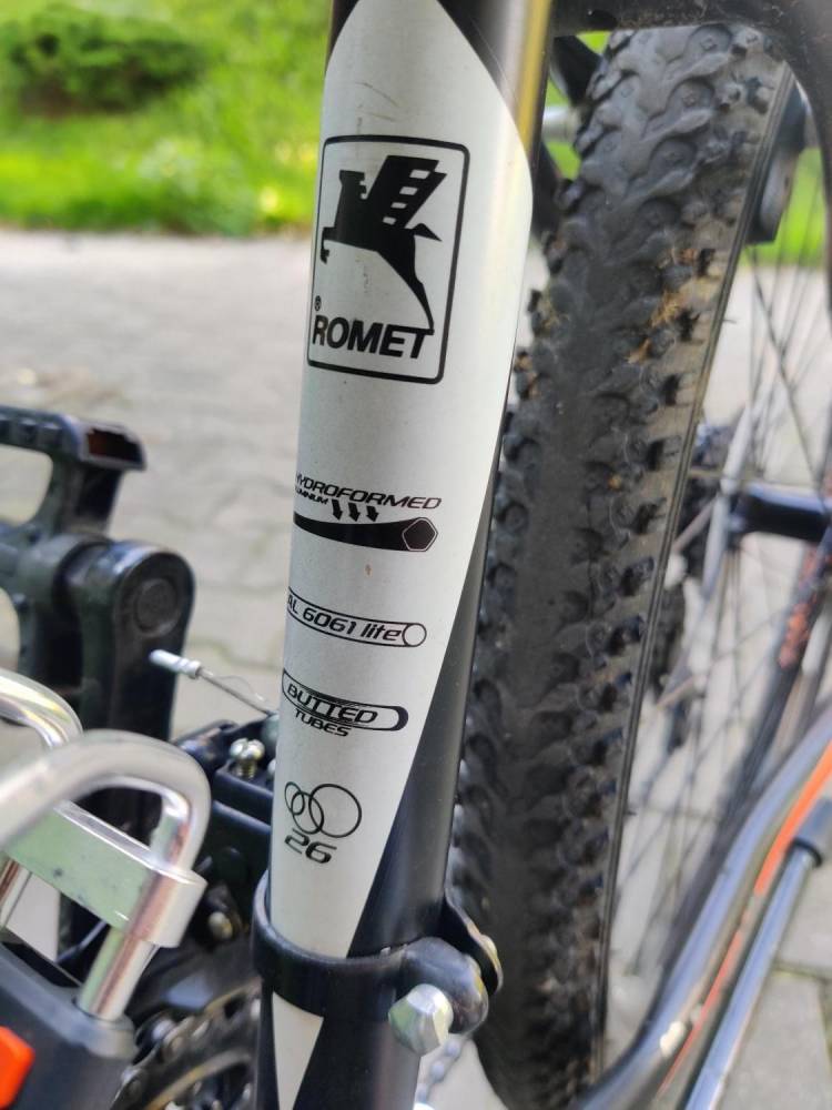 ox_rowe-dla-dziecka-romet-rambler-junior-26-kask-romet