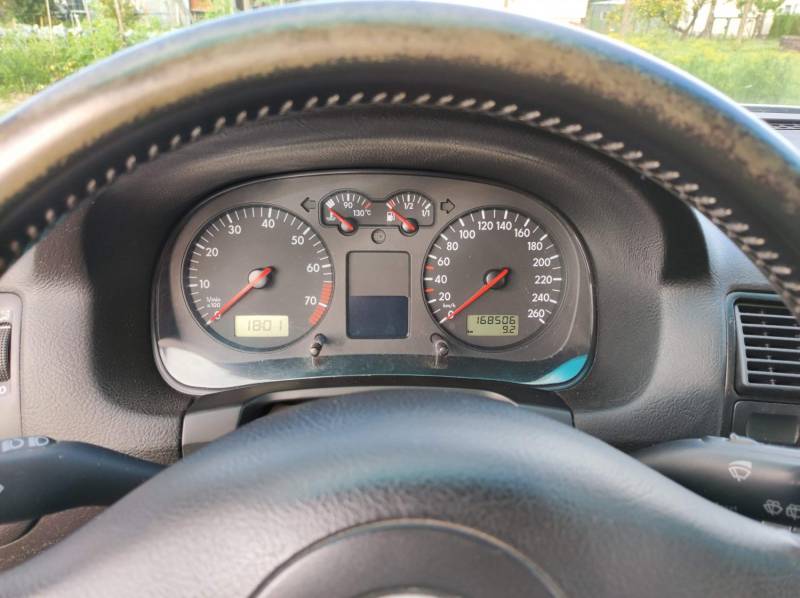ox_vw-golf-4-16-2003r