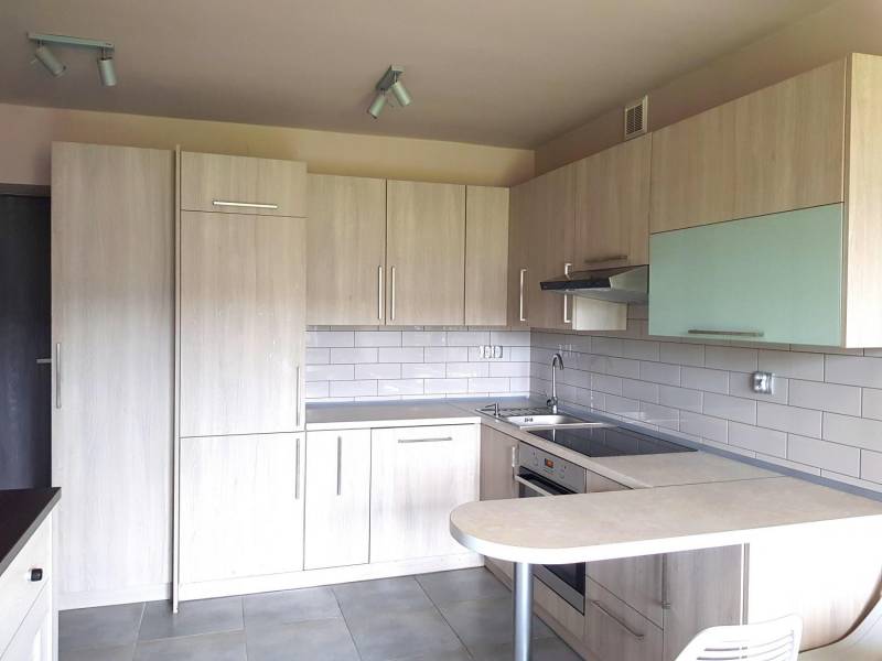 ox_cieszyn-2-pokoje-33m2-wysoki-standard-wyposazone-parter