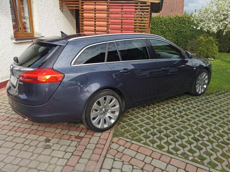 ox_opel-insignia-cosmo-16-turbo