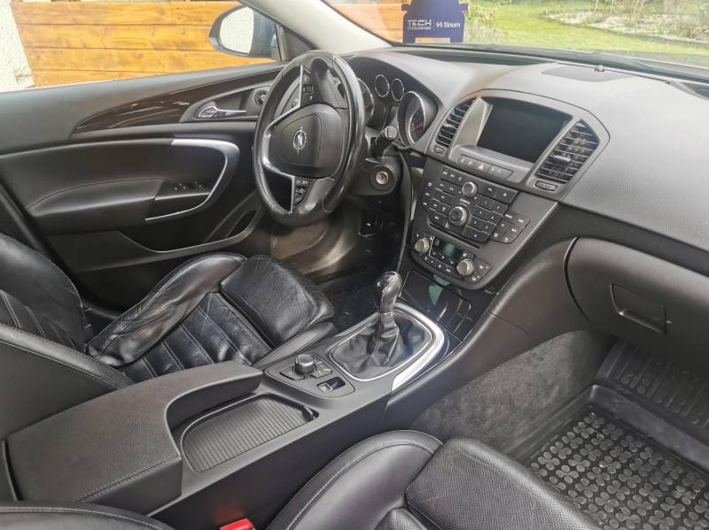 ox_opel-insignia-cosmo-16-turbo