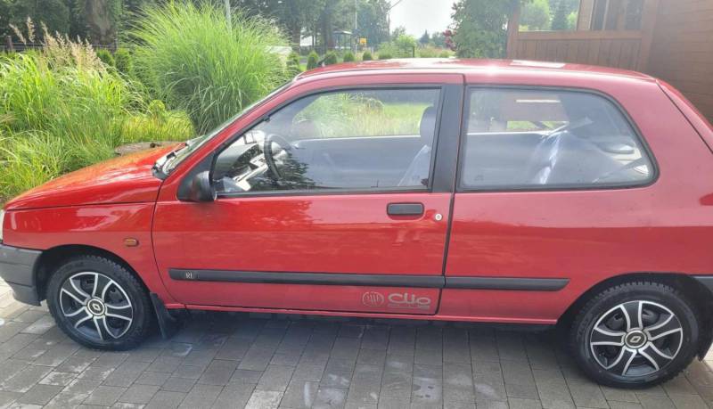 ox_renualt-clio-igla-95