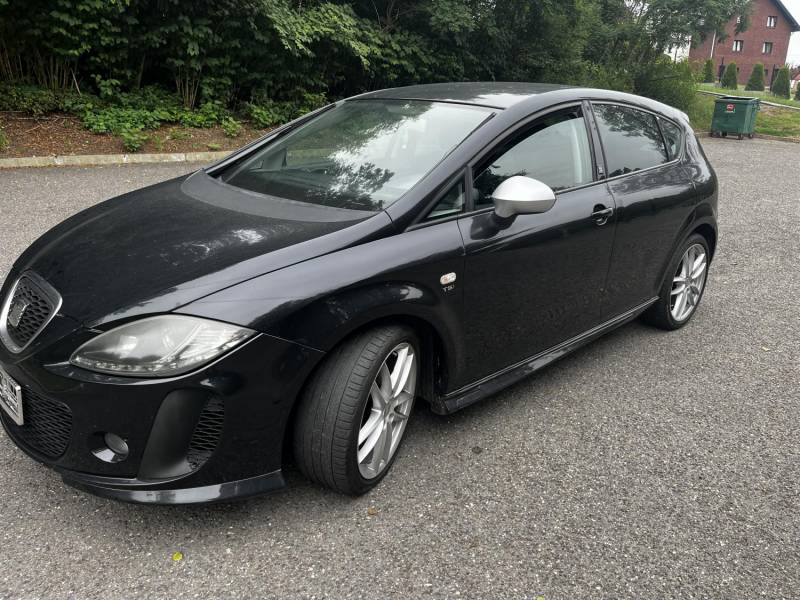 ox_seat-leon-2-r-line-pakiet-abt-wersja-sport-prywatny-z-domu