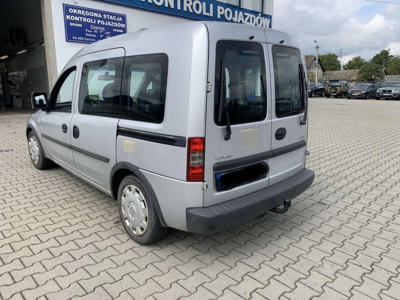 ox_opel-combo-16-benzynacng-klimatyzacja-bezwypadkowy-hak