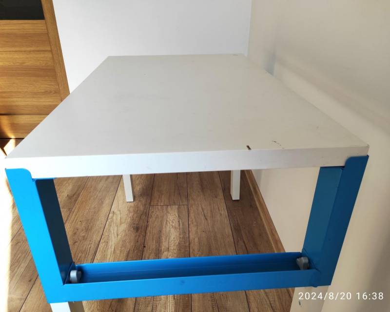 ox_biurko-dzieciece-ikea-pahl-98x56