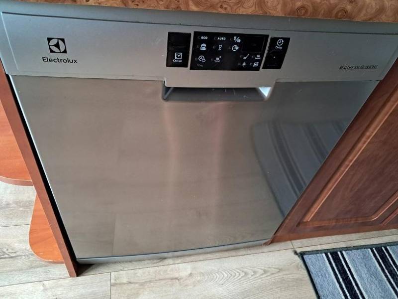 ox_zmywarka-electrolux-xxl-60cm