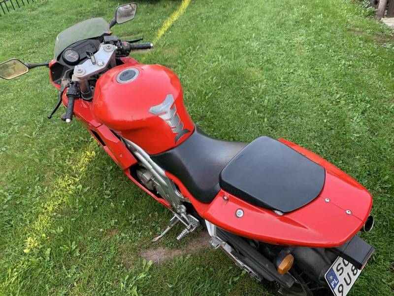 ox_motocykl-hyosung-gt-650-r