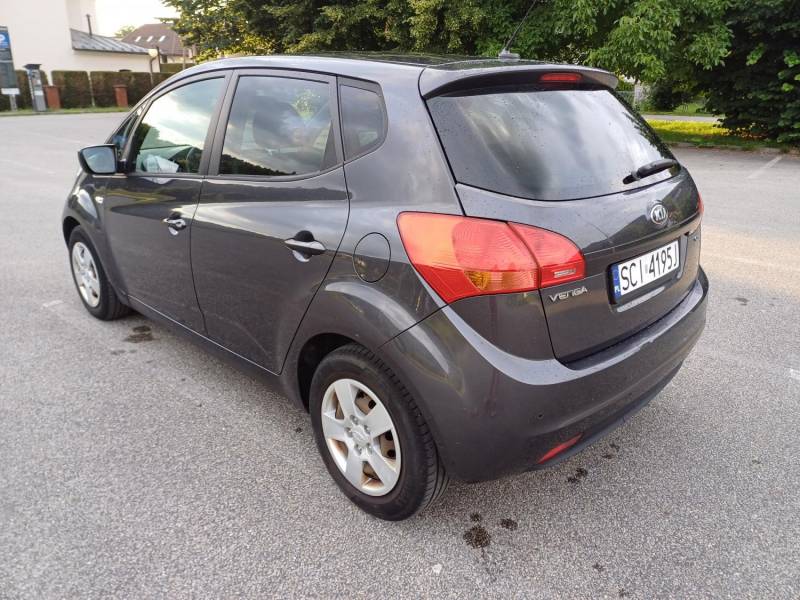 ox_kia-venga-14