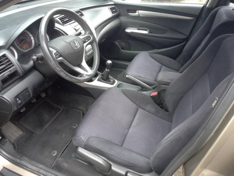 ox_honda-city-polski-salon