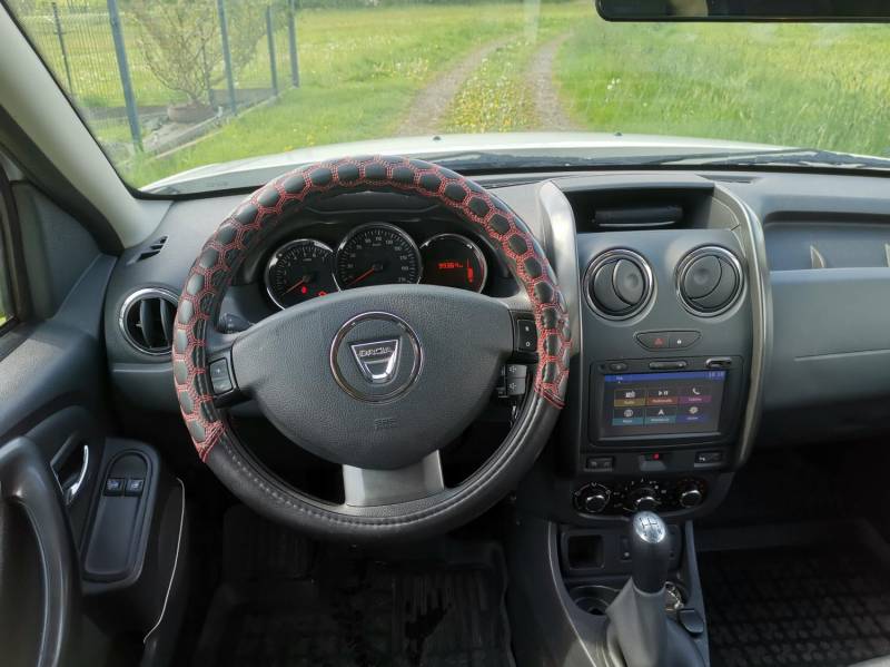 ox_dacia-duster-16-sce-4x2-2016