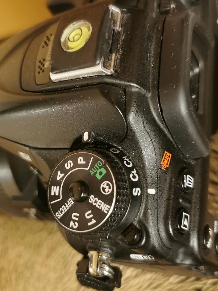 ox_aparat-fotograficzny-nikon-d7200-do-nauki