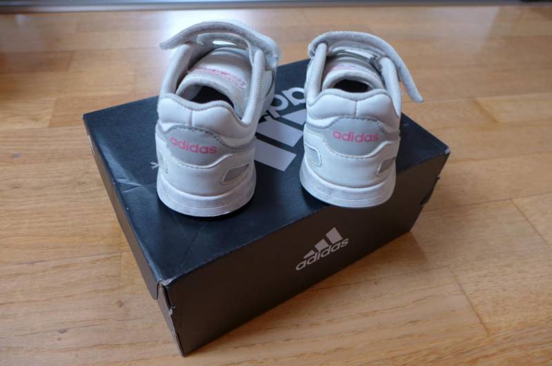 ox_buty-adidas-roz-28-dla-dziewczynki