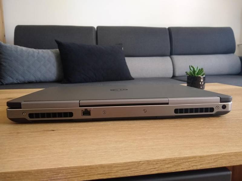 ox_dell-precision-7520-intel-core-i7-27ghz-32gb-ram-ssdhdd-win11