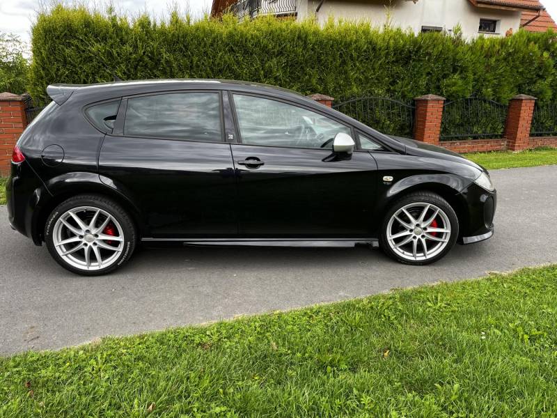 ox_seat-leon-wersja-sport-2010-r-14-benz-125-km-priv-cena-tylko-2-dni