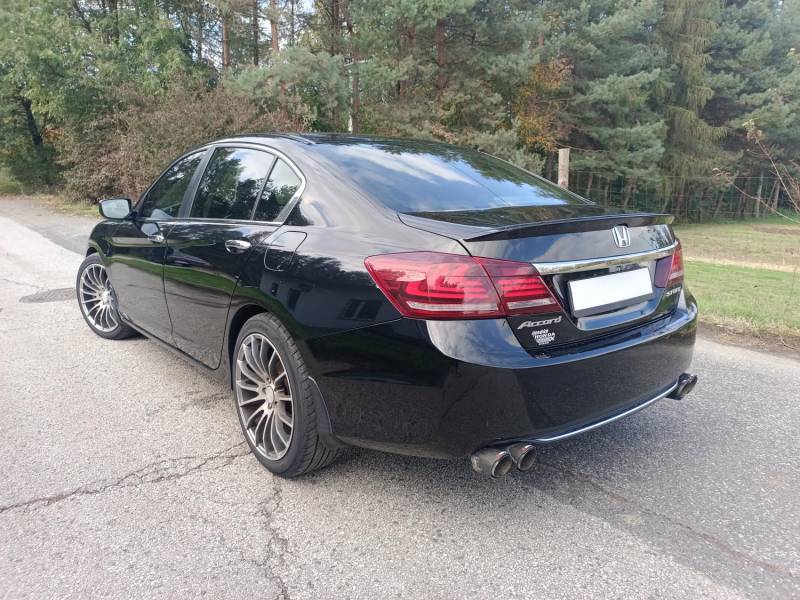 ox_honda-accord-ix-24-200km-klimatronic-alufelgi-19-kamera-led-2013r