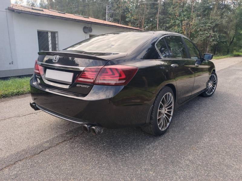 ox_honda-accord-ix-24-200km-klimatronic-alufelgi-19-kamera-led-2013r