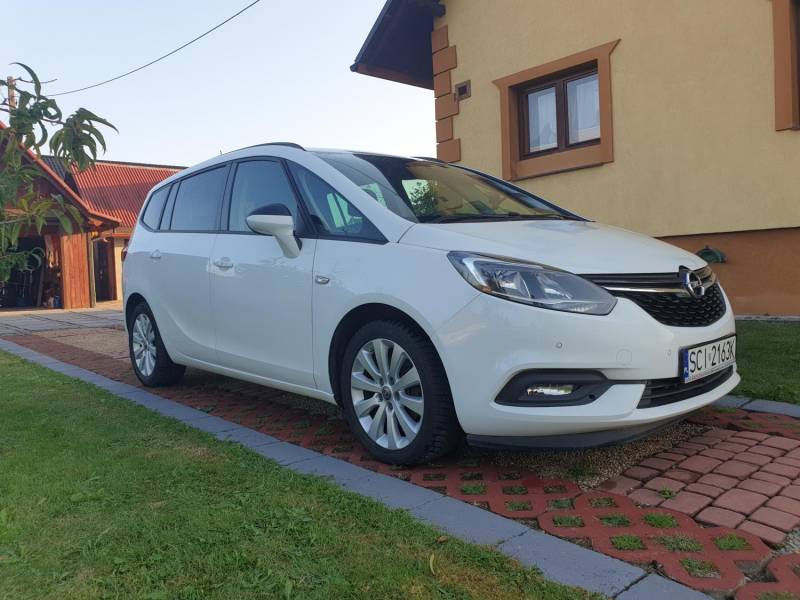 ox_opel-zafira-2018r-spalanie-4-litry-16-cdti-ecoflex-136-km