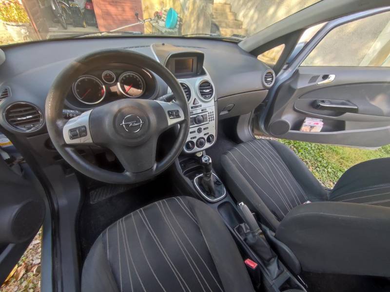 ox_opel-corsa-d