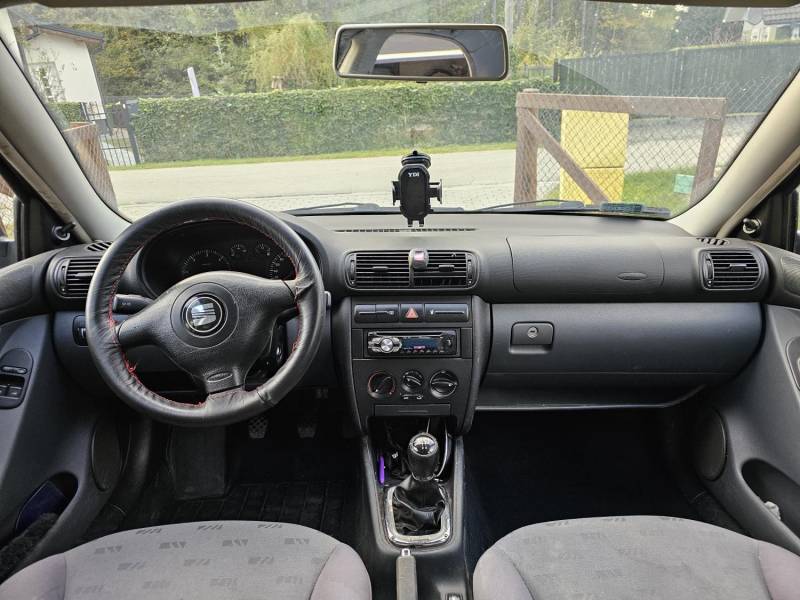 ox_seat-leon-19tdi-110km-doinwestowany-bez-wkladu