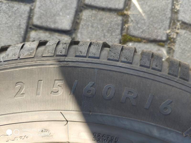 ox_kola-zimowe-volkswagen-seat-skoda-21560-r16-opony-dunlop-5-6-mm