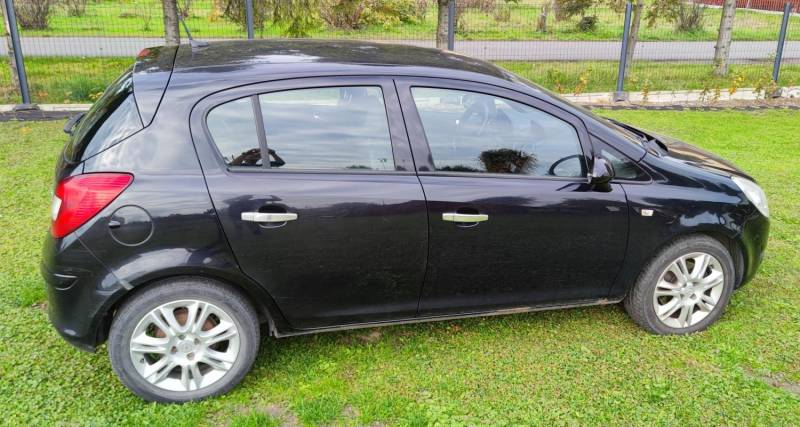 ox_opel-corsa-d-13-cdti-2008-rok