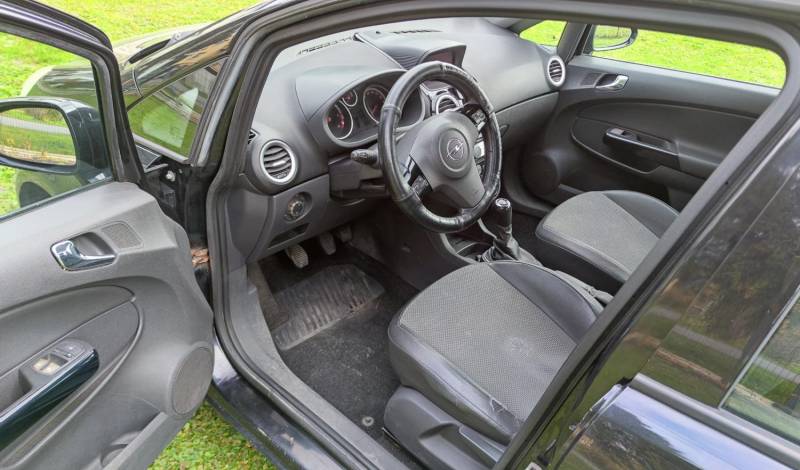 ox_opel-corsa-d-13-cdti-2008-rok