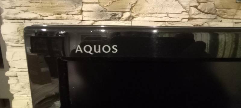 ox_sprzedam-tv-sharp-aquos-z-dekoderem