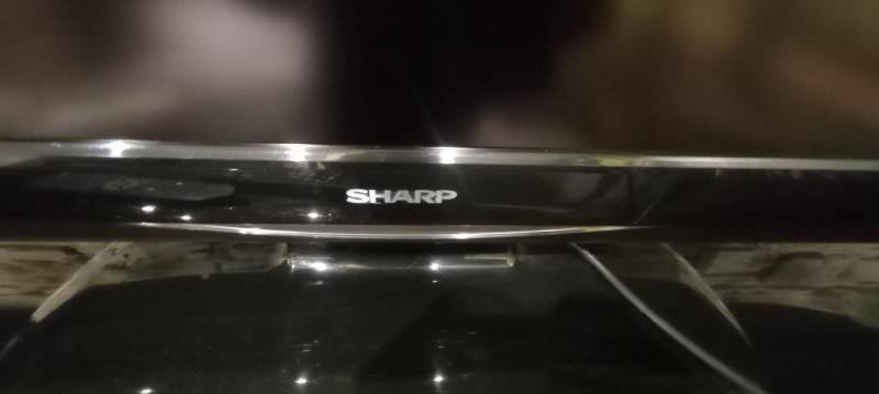 ox_sprzedam-tv-sharp-aquos-z-dekoderem